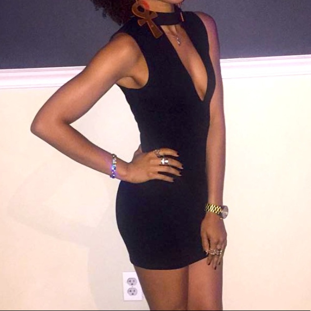 Black bodycon cutout mini dress
